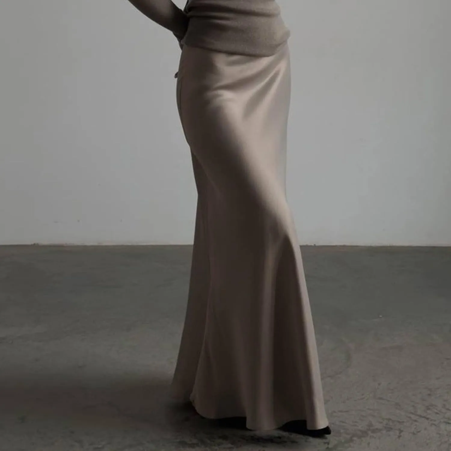 Long Pencil Skirts for Women Spring Silk Satin Maxi Skirt Strenchy Elegant Bodycon Fishtail Skirts for Cocktail Party Holiday