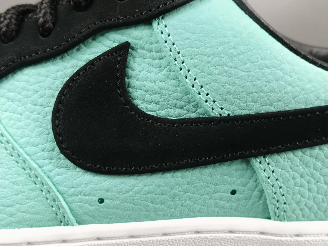 NIKE AIR FORCE 1 x TIFFANY & CO.1837 (FRIENDS AND FAMILY)