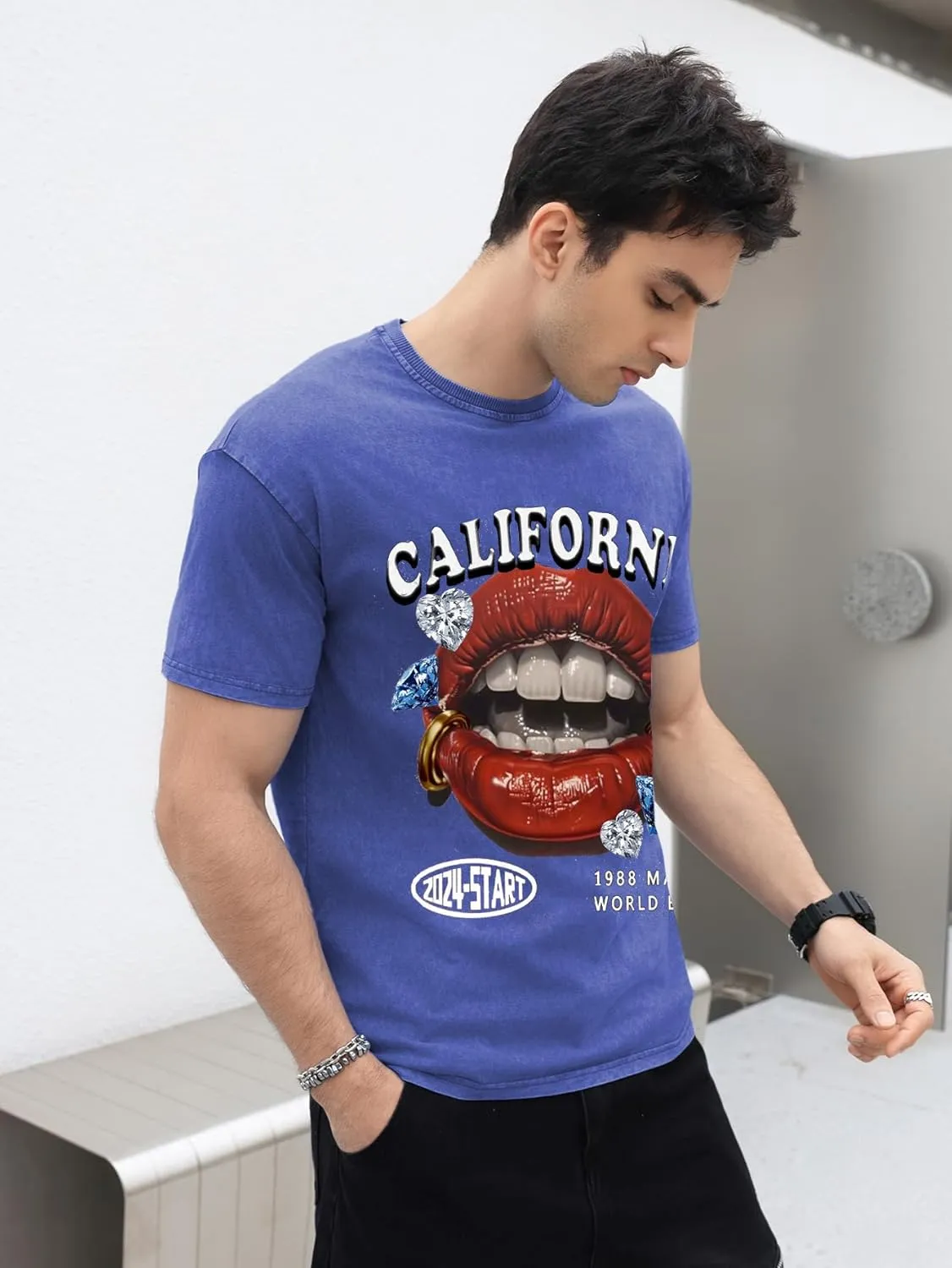 WDIRARA Men's Y2k Lip Graphic Print Tees Vintage Hipster Hip Hop Crew Neck T-Shirt Streetwear Top